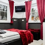 Βίλα 5 Sterne Centurion 2 Pools 86 Zoll Tv Aldersbach