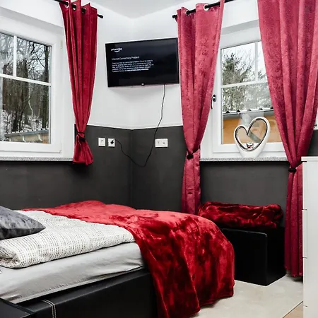 Villa 5 Sterne Centurion 2 Pools 86 Zoll Tv Aldersbach